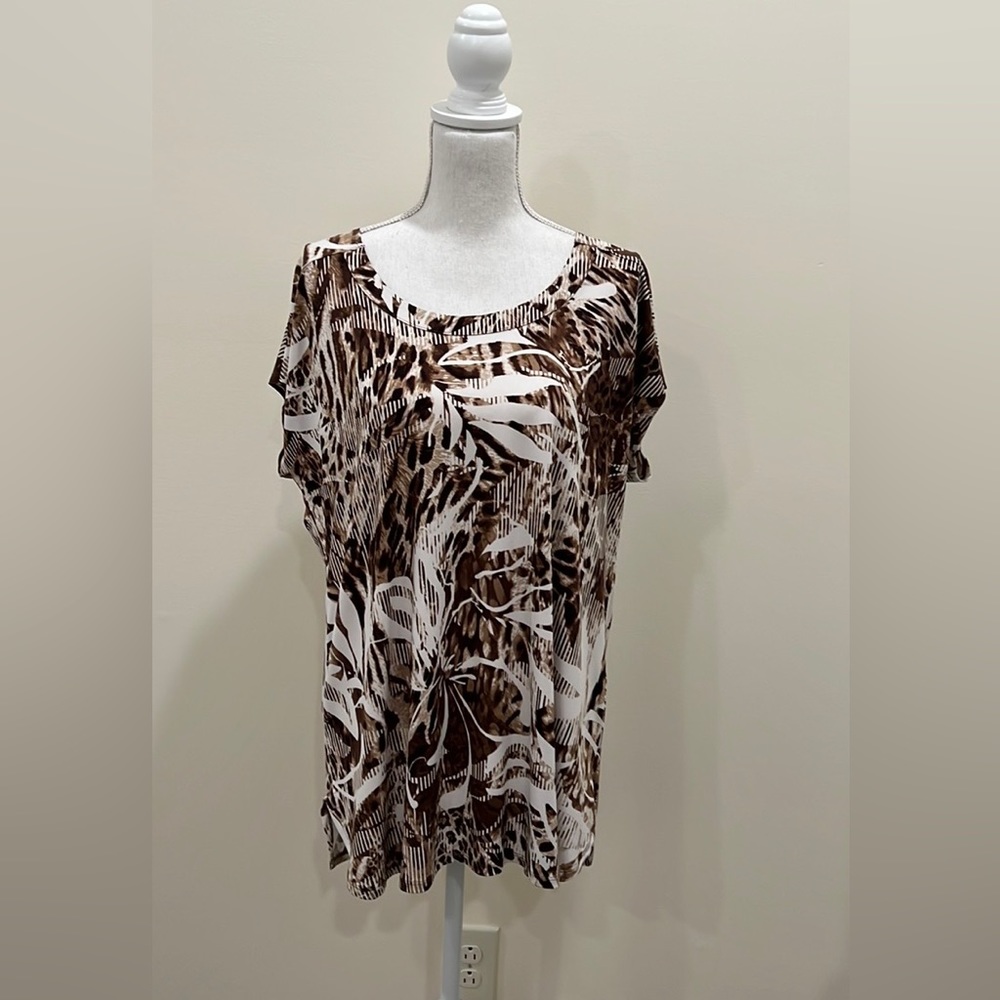 Chico’s Stretchy Top - Brown/White Short Sleeve Blouse